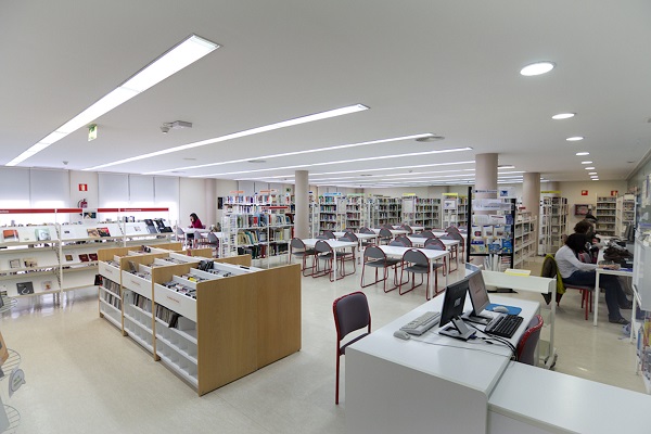 Biblioteca Claudio Rodriguez