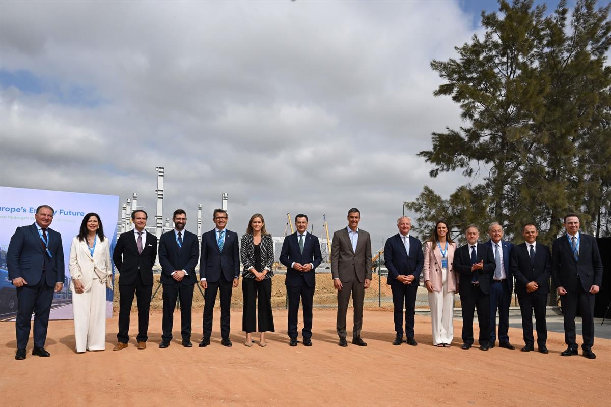 Pedro Sánchez subraya que el hidrógeno verde contribuye a avanzar en materia climática