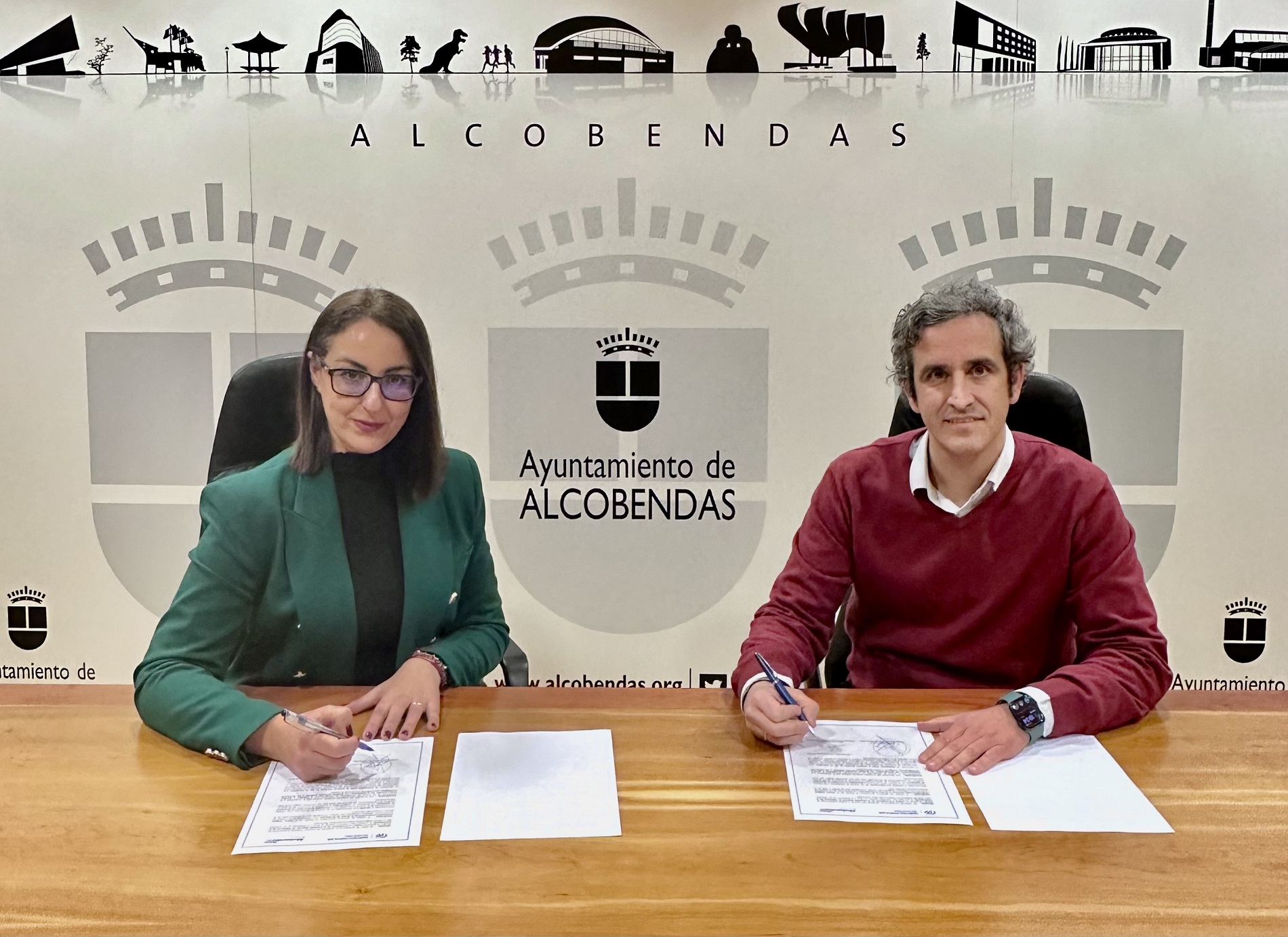 PP y Futuro Alcobendas firman un acuerdo político "por la estabilidad y la convivencia"