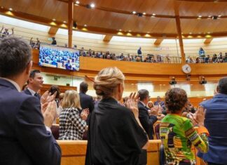 Pleno extraordinario del Congreso de los Diputados celebrado en el Senado (Pool Moncloa / Raúl Salgado)