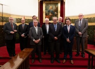 Academia de Medicina reconoce el trabajo del científico colmenareño José Javier Bravo-Cordero