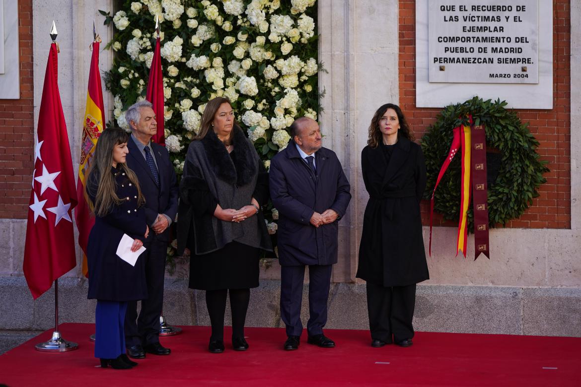 Díaz Ayuso recuerda a las víctimas en el 20º aniversario del 11-M: