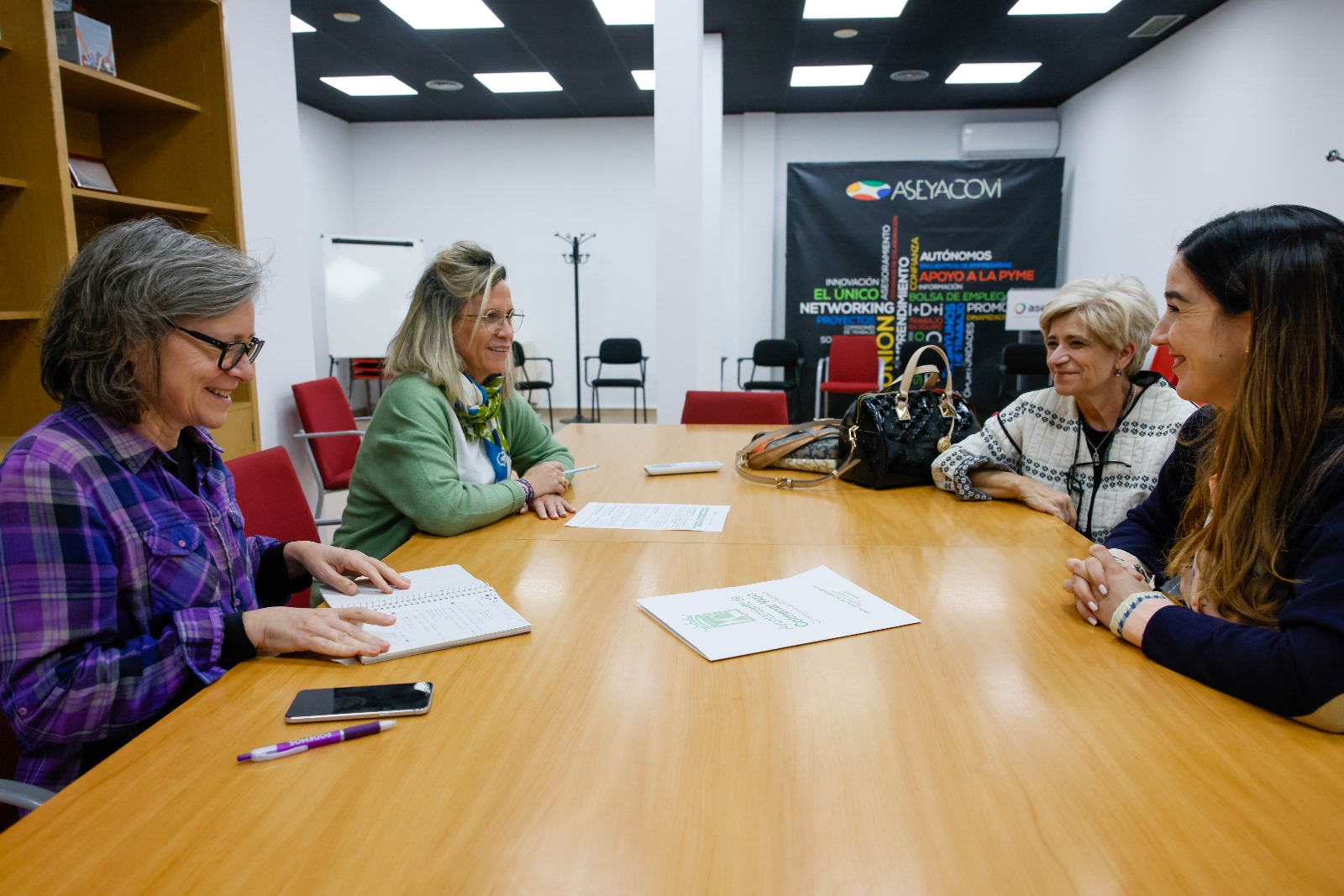 La OMIC ha desarrollado una guía sobre la solicitud y utilización de las hojas de reclamaciones disponibles para todos los consumidores colmenareños: