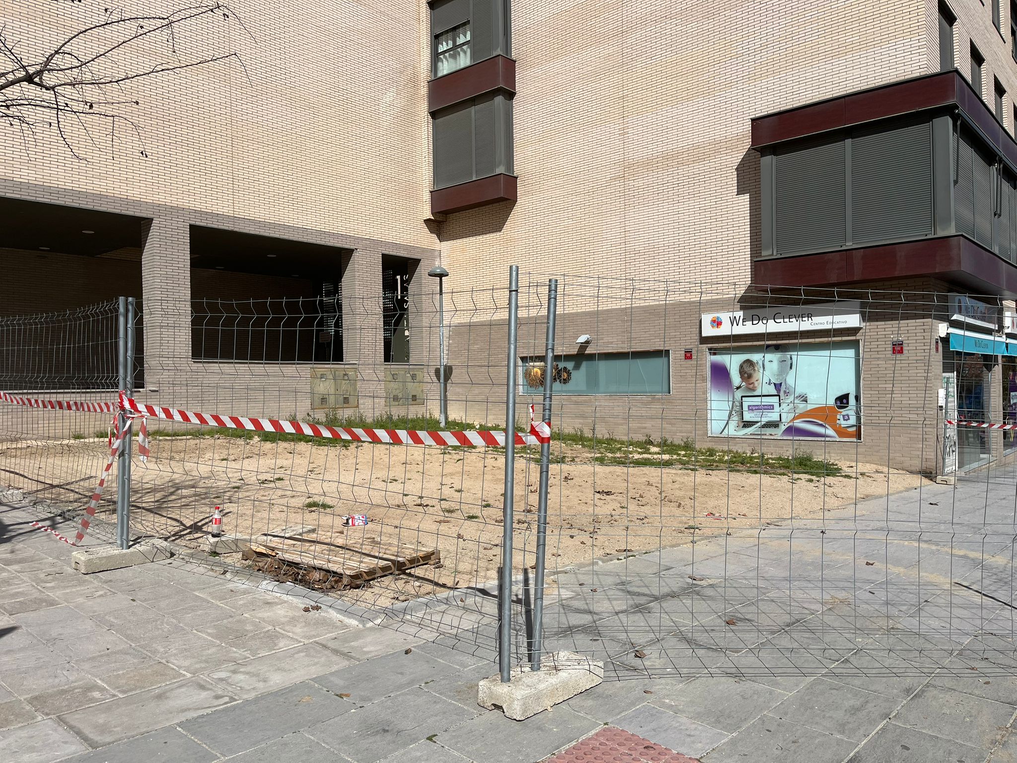 San Sebastián de los Reyes renueva los "esquineros" de Dehesa Vieja