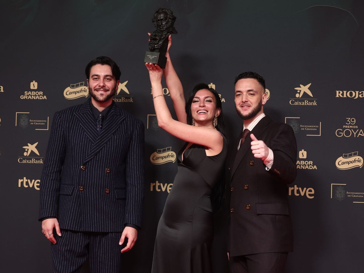 C. Tangana: Doble Reconocimiento en los Premios Goya