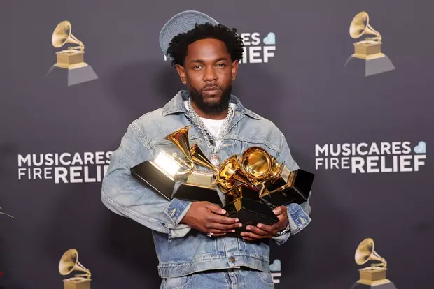 Kendrick Lamar: Cinco Premios Grammy y su Impacto