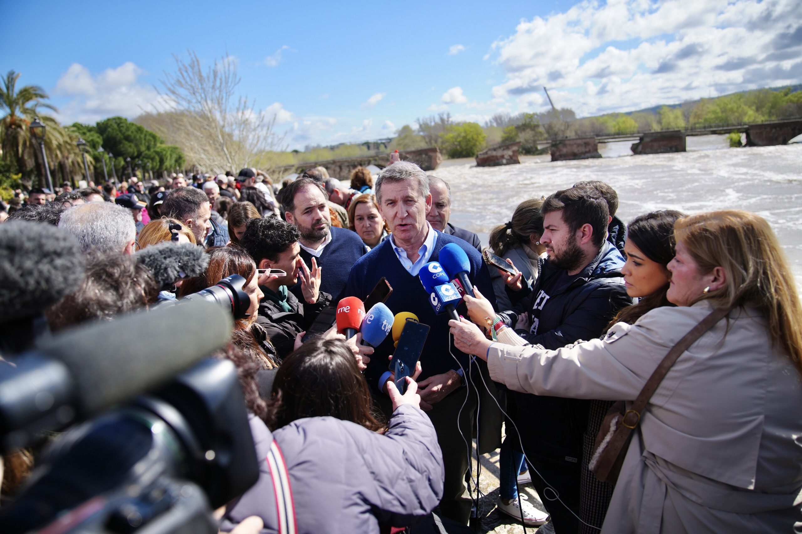 Nuñez Feijoo en Talavera de la Reina "España necesita un Plan Nacional del Agua"