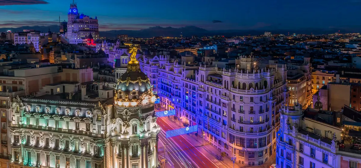 Gasto total de turistas internacionales supera en enero 7.100M€