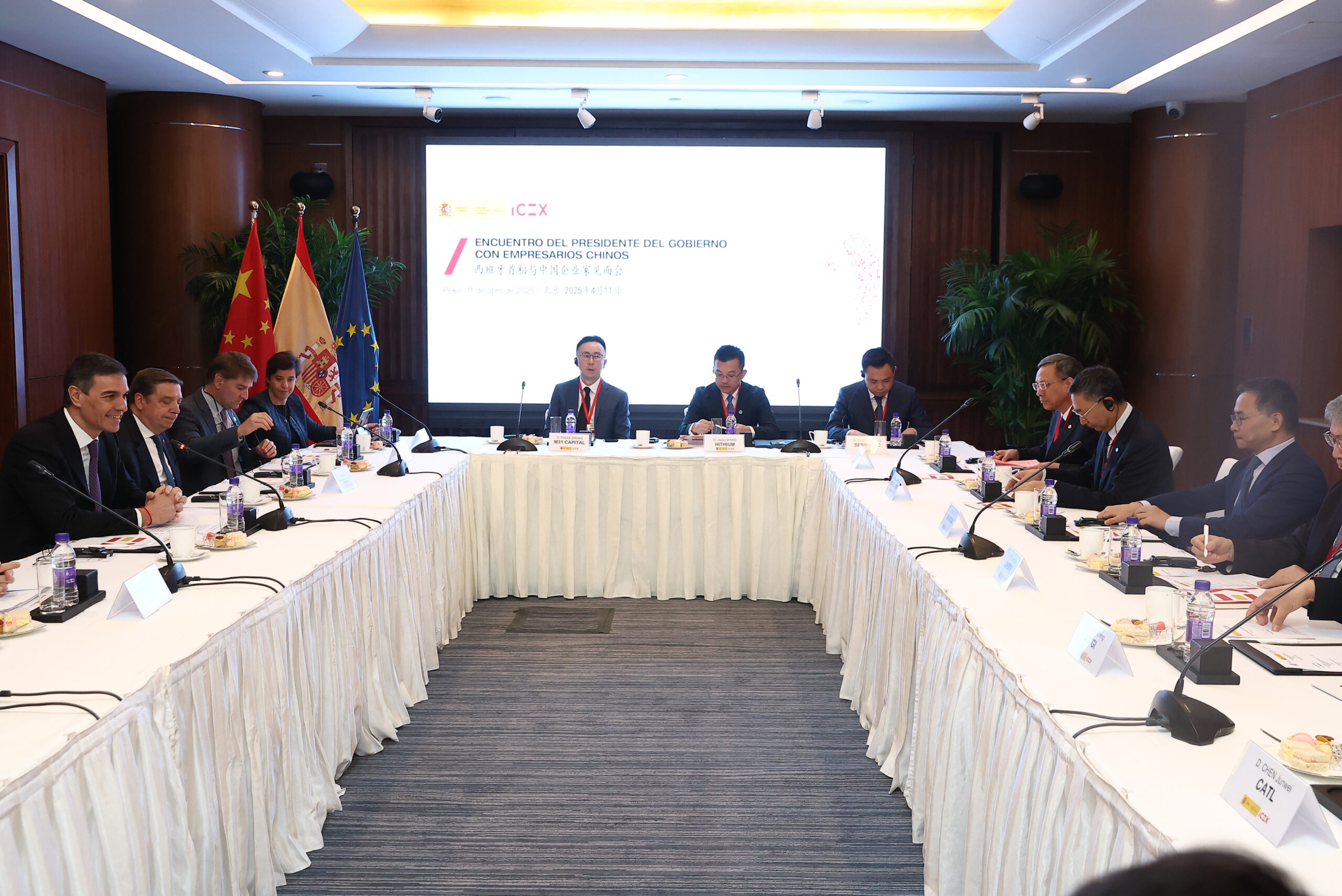 España y China firman nuevos acuerdos comerciales y de cooperación