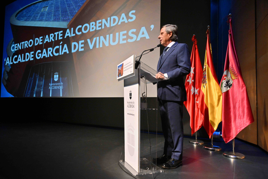 Emotivo homenaje a Ignacio García de Vinuesa por su labor como alcalde de Alcobendas durante tres Legislaturas