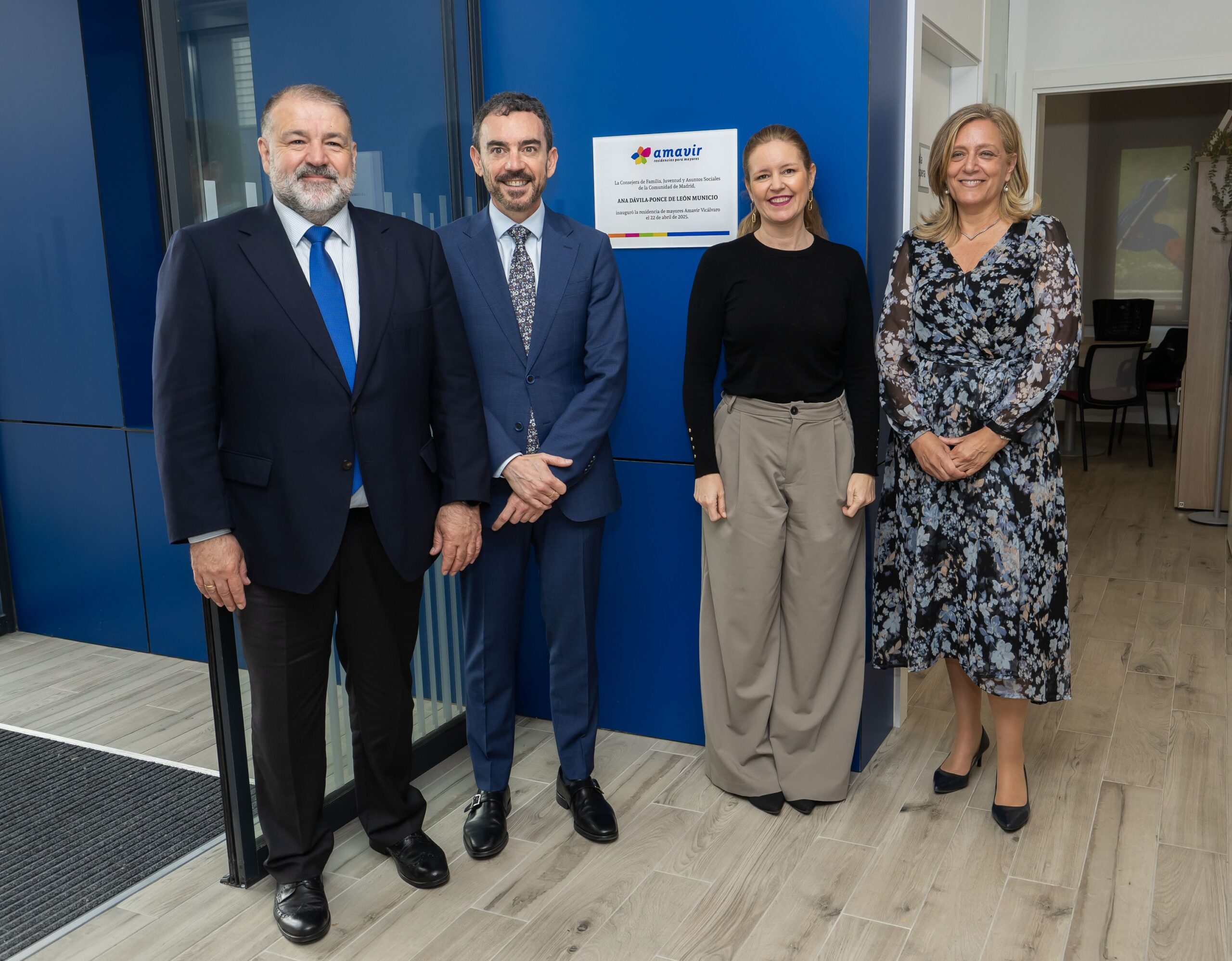 Consejera Asuntos Sociales CAM inaugura la residencia de mayores Amavir Vicálvaro