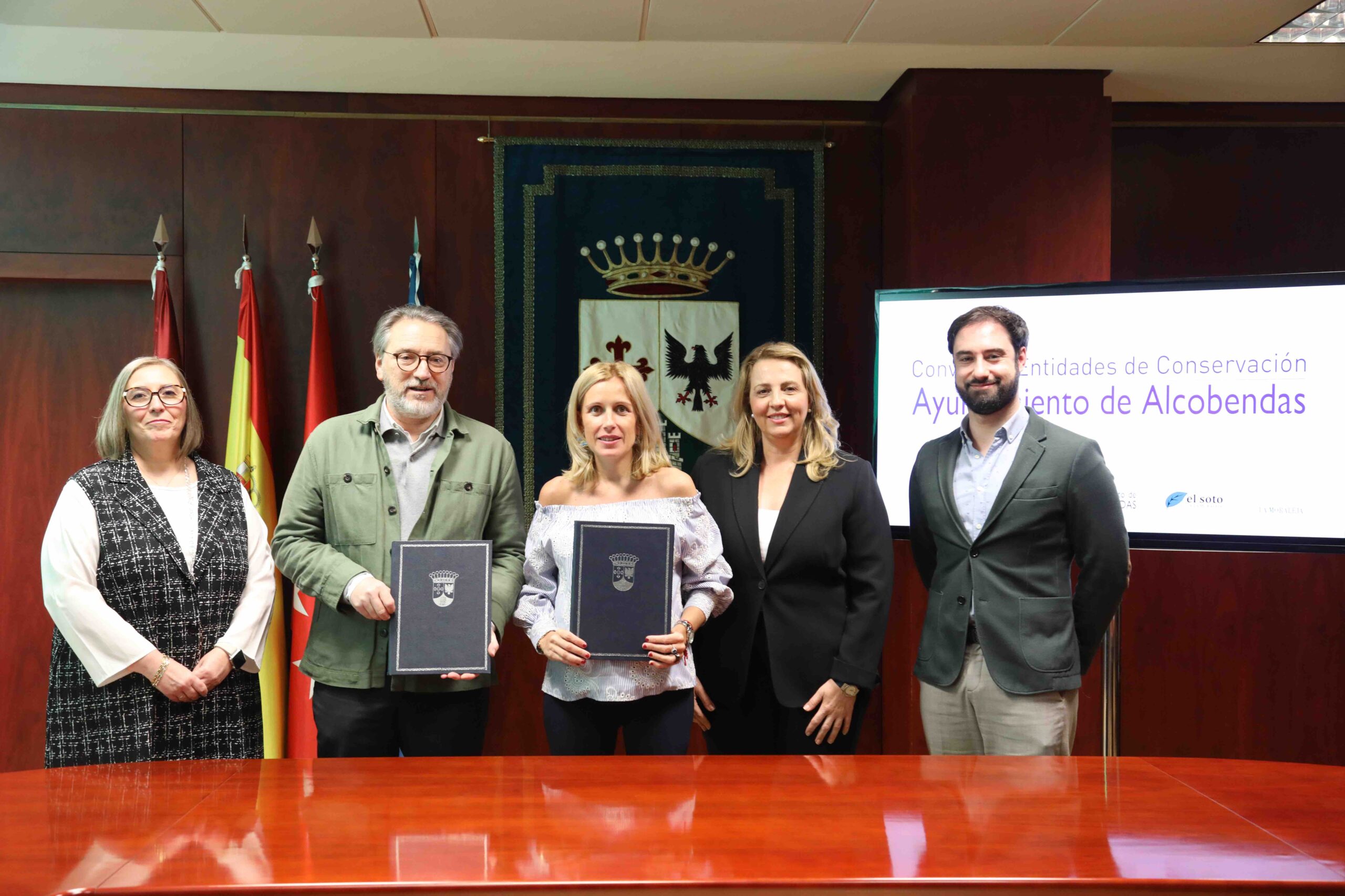 Alcobendas renueva convenios entidades de conservación La Moraleja y El Encinar de los Reyes