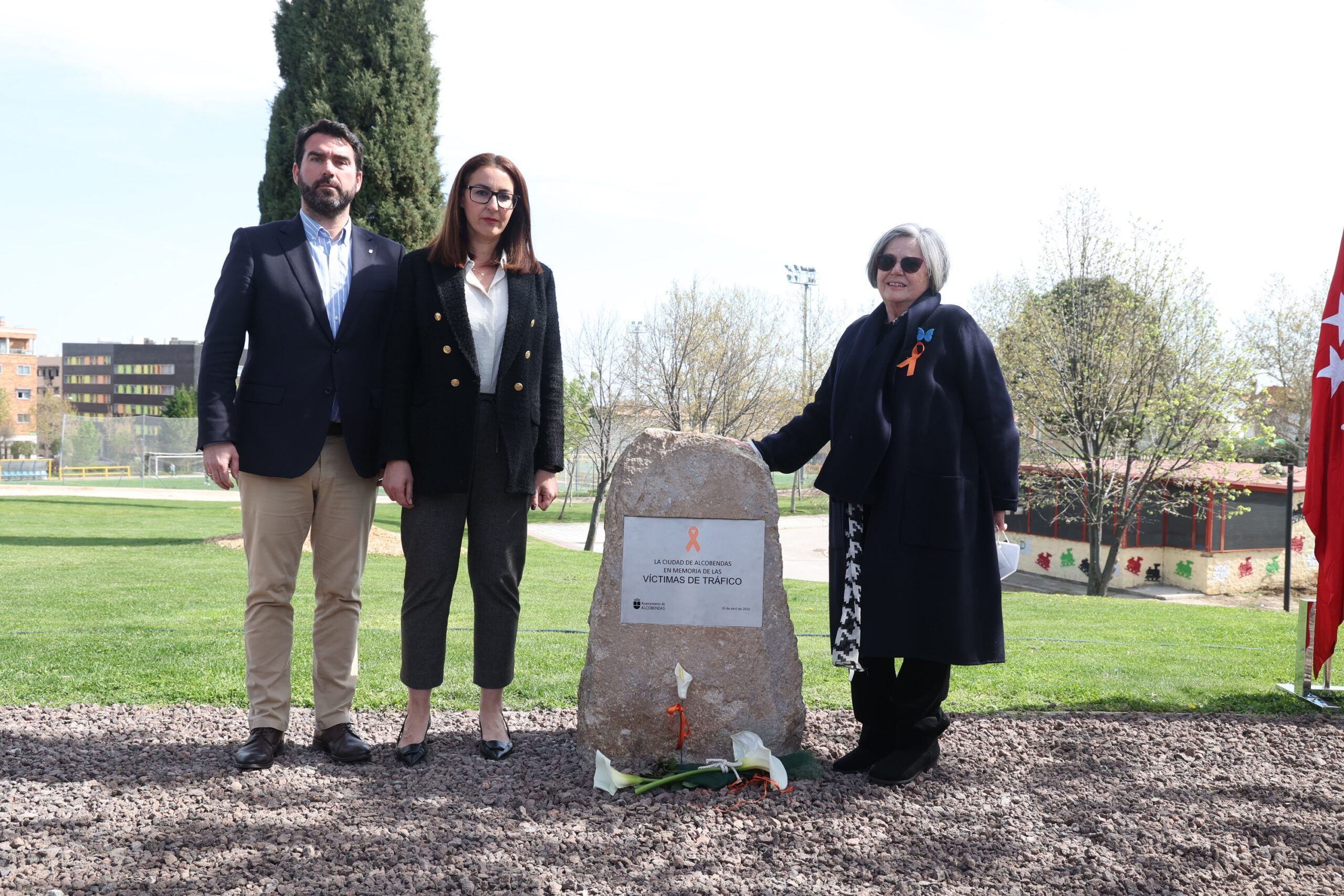 Alcobendas inaugura monumento en memoria a las víctimas de tráfico