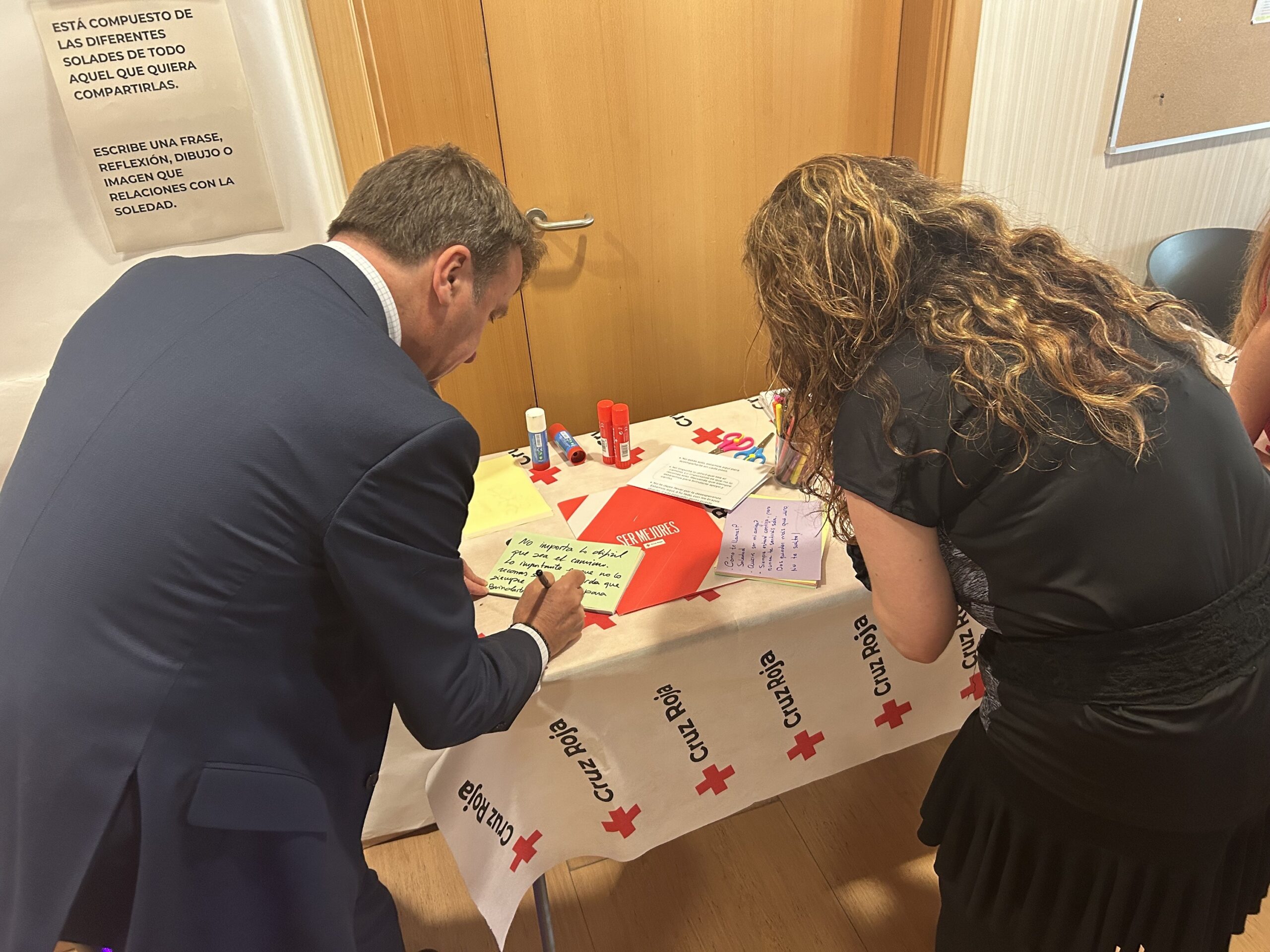 Tres Cantos Construye RED para frenar la SOLEDAD de personas mayores