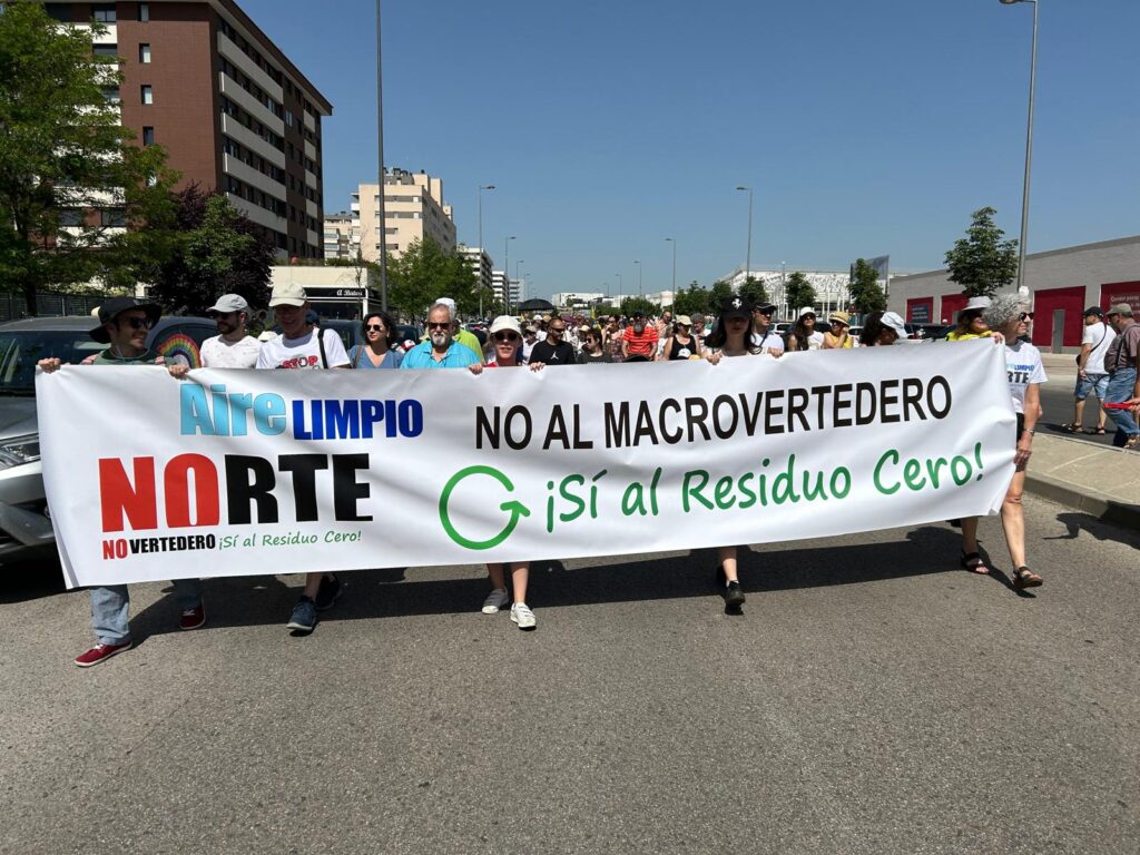 PSOE Tres Cantos asiste a la manifestación contra la Macroplanta de Biogás