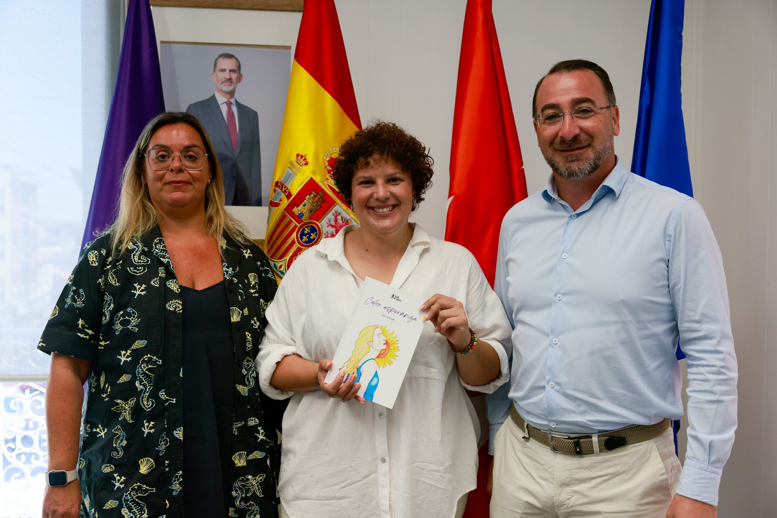 Marta Roma presenta en Colmenar Viejo el poemario "Color Esperanza"