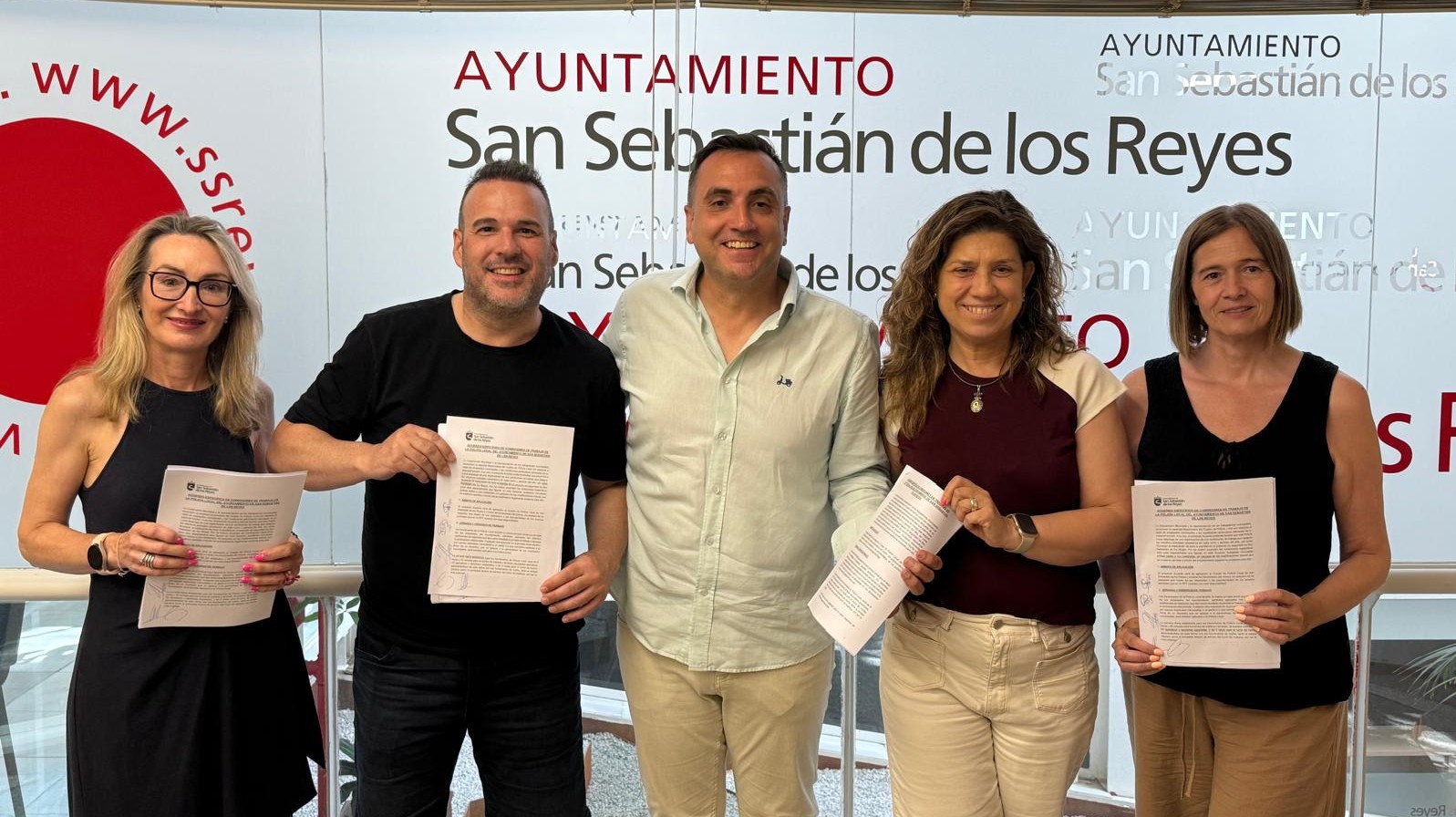 Gobierno Sanse firma acuerdo con Sindicatos para mejorar condiciones laborales de Policía Local