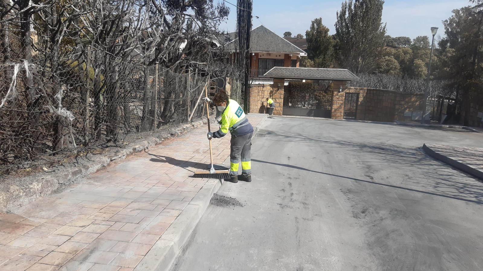 Ayuntamiento Tres Cantos ofrece a los vecinos damnificados de Soto de Viñuelas un servicio de recogida de enseres y mobiliario