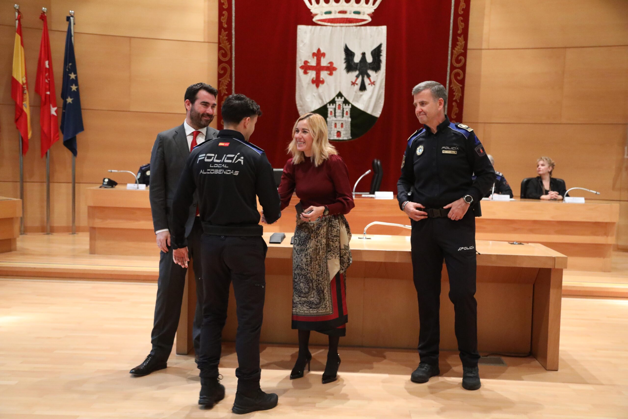lcobendas da la bienvenida a 32 nuevos policías en prácticas