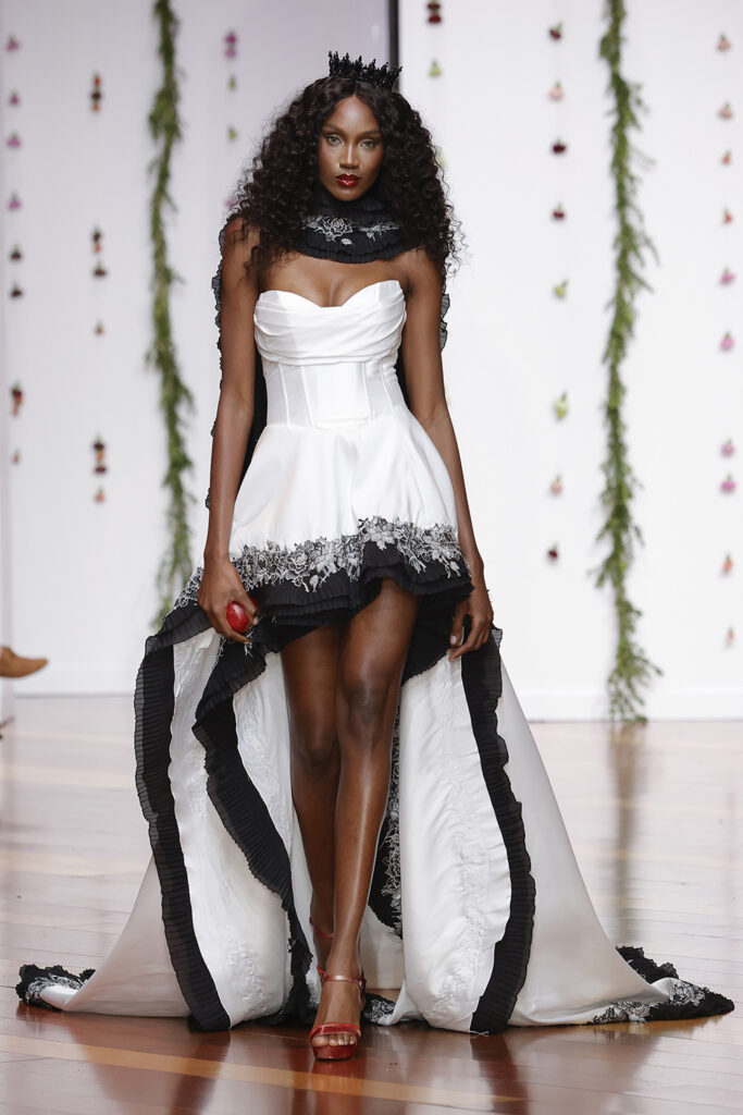 Jordi Dalmau Presenta en Madrid su nueva colección Snow White