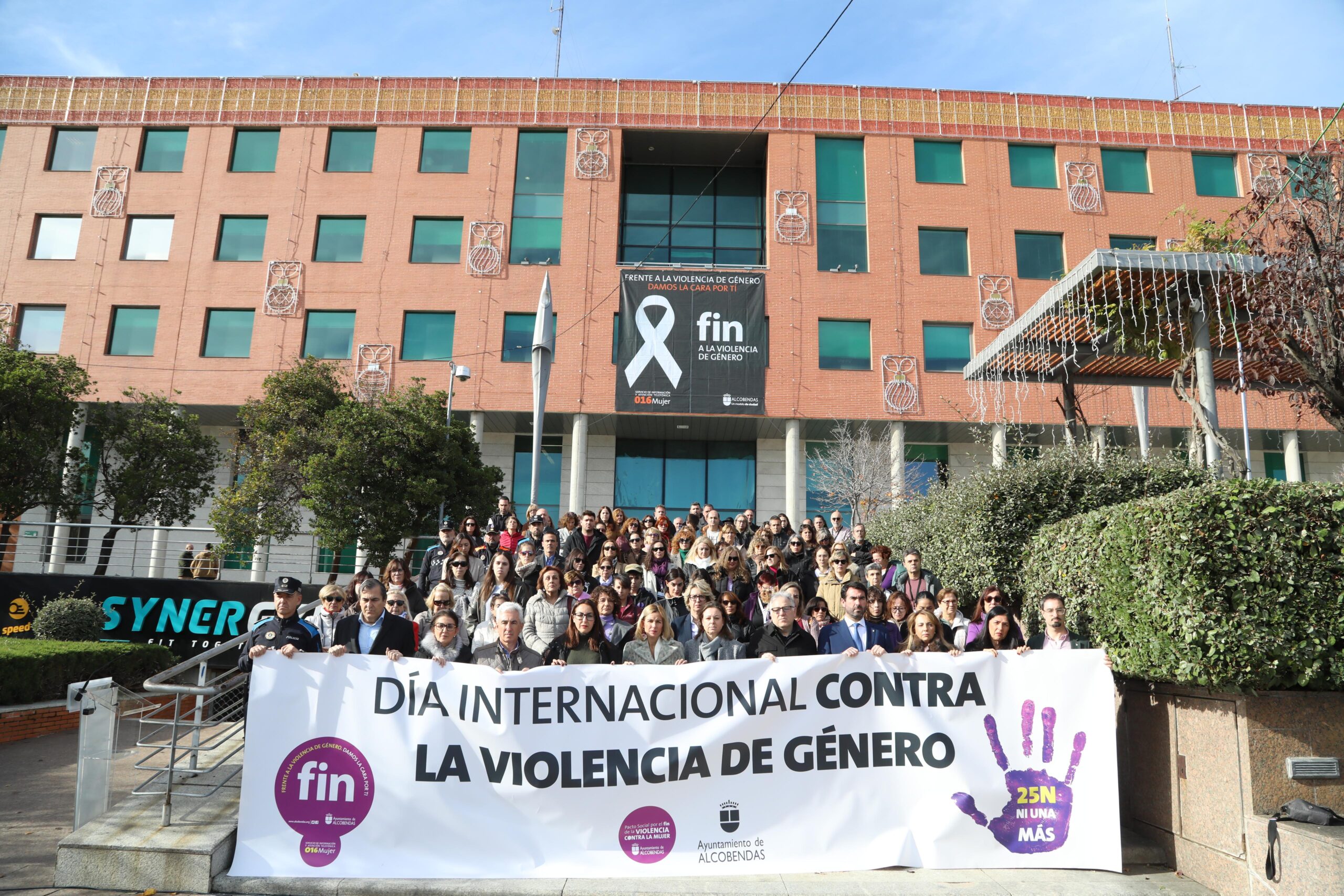 Alcobendas conmemora el ‘25 N’ con la lectura de un Manifiesto de condena a la violencia contra la mujer
