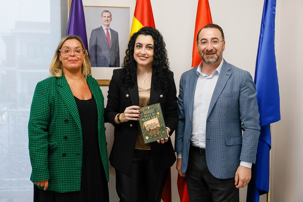 Rocío Santiago presenta en Colmenar Viejo "Margot. Baile de máscaras"