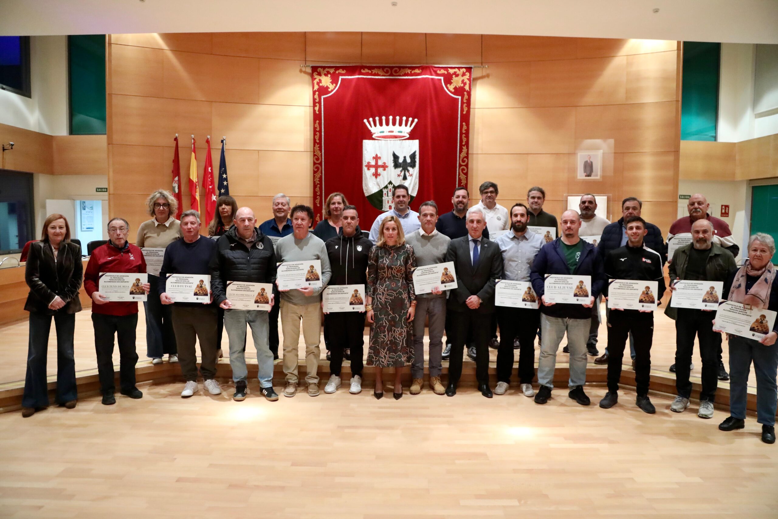 “Ningún niño de Alcobendas sin deporte” une a 40 clubes