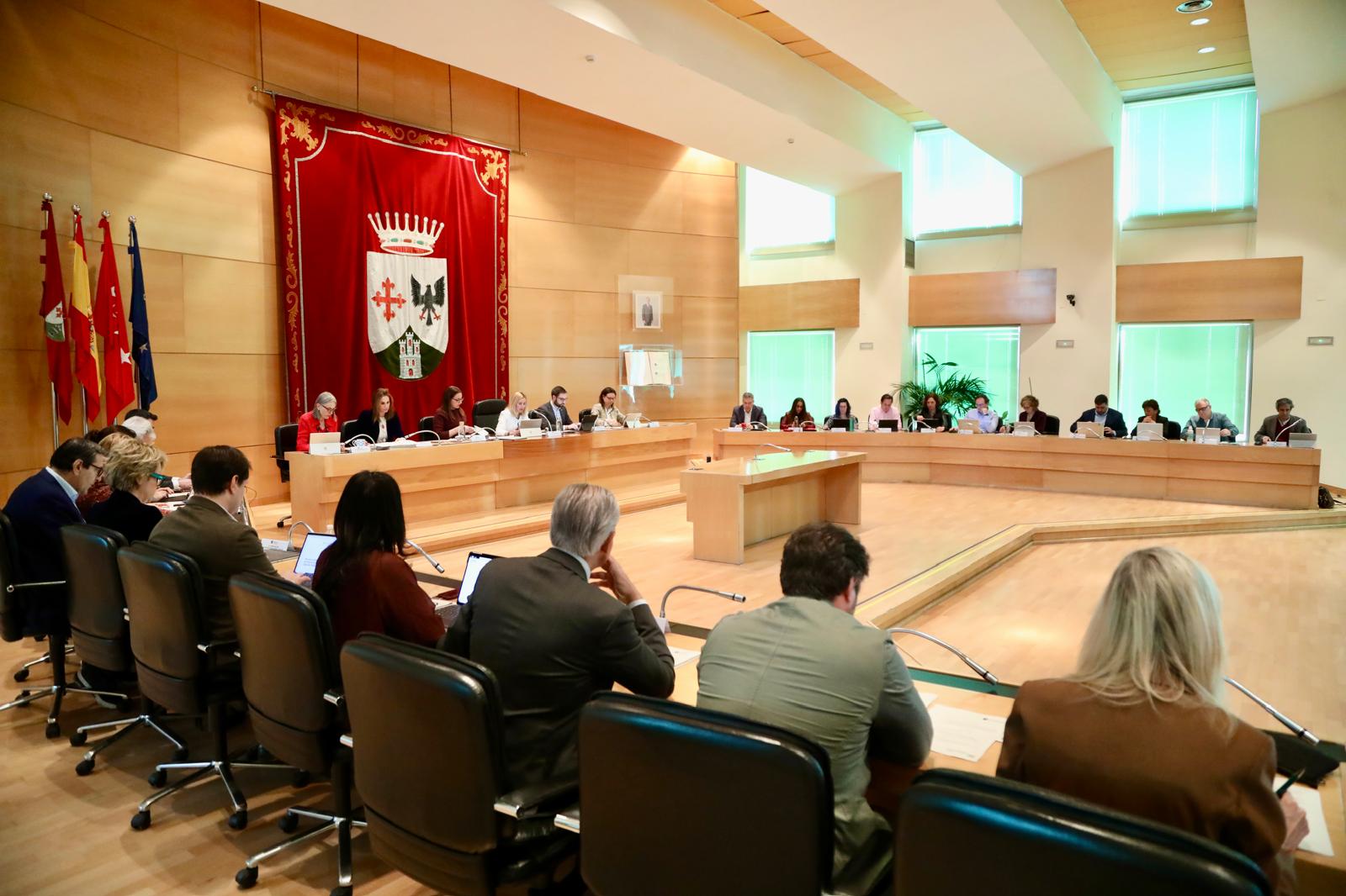Alcobendas prohibirá el uso del niqab o el burka en las dependencias municipales