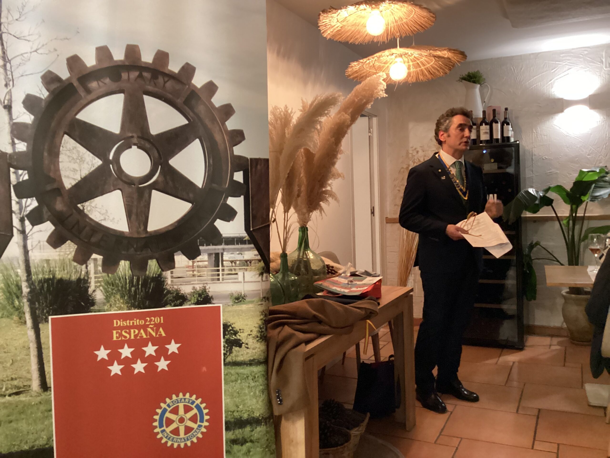 Rotary Club Sierra de Madrid recibe al Gobernador en Colmenar Viejo