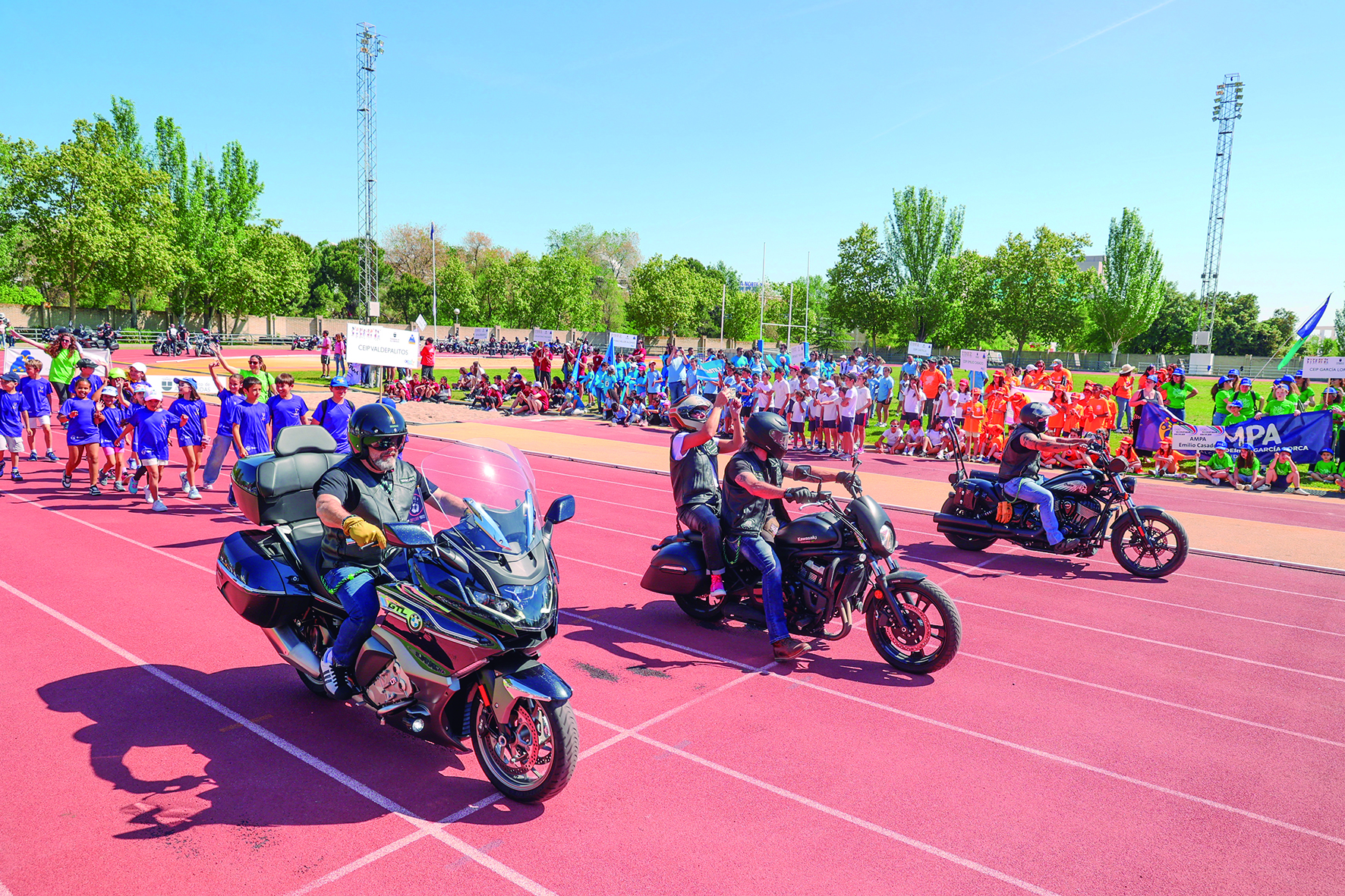 Esfuerzo y compañerismo en la II Olimpiada Escolar de Alcobendas