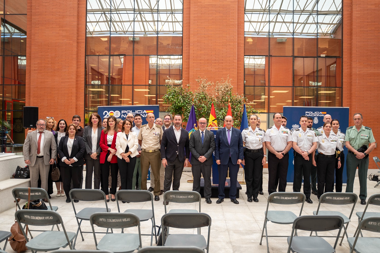 Inaugurada oficina para tramitar DNI, Pasaporte y NIE en Colmenar Viejo