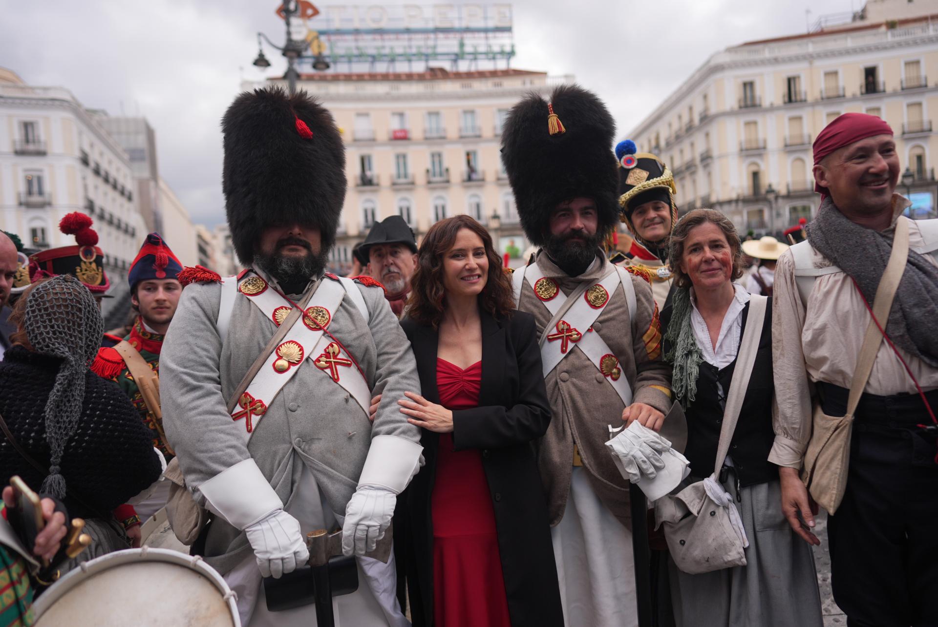 Díaz Ayuso rinde homenaje a los Héroes del 2 y 3 de Mayo que “dieron su vida por la libertad de España”