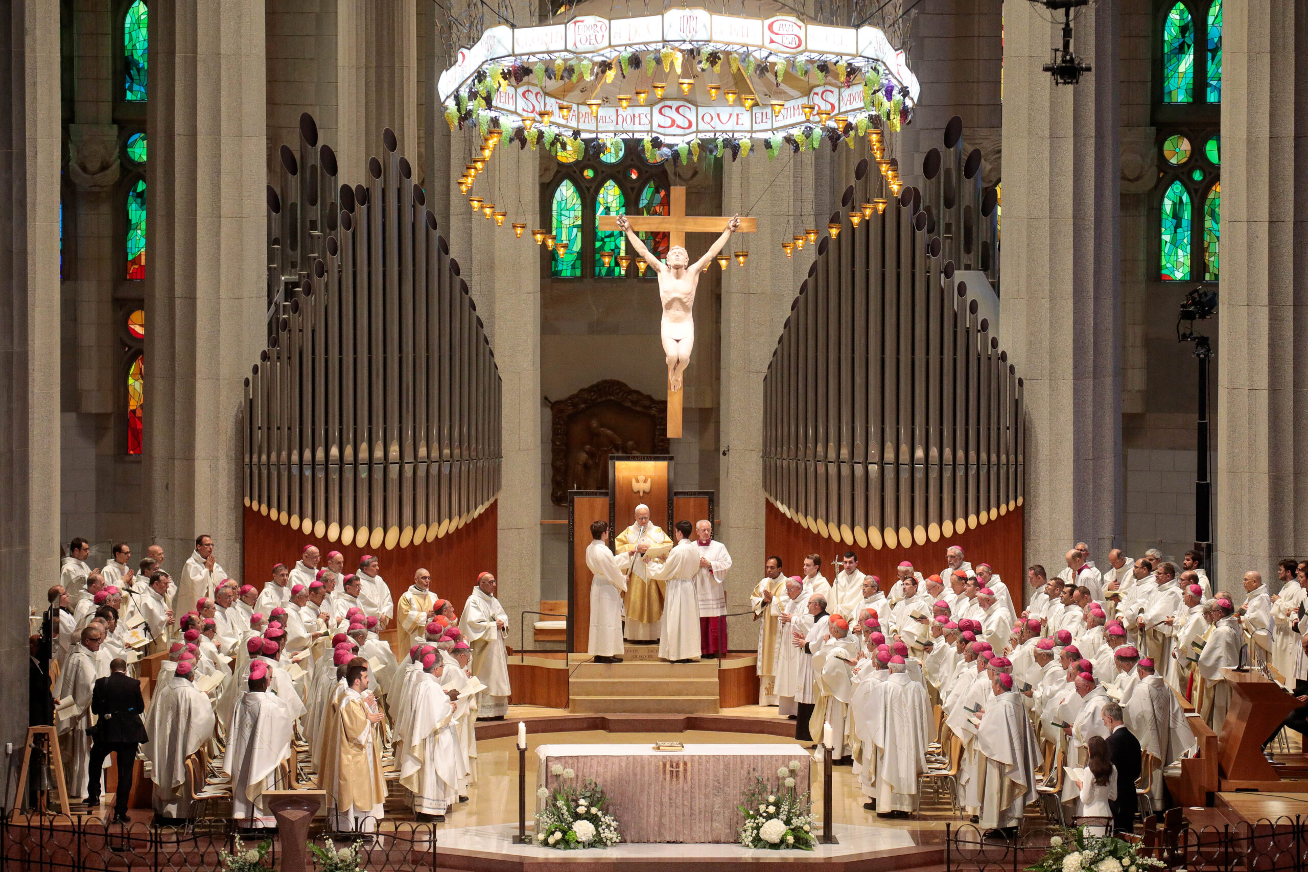 León XIV preside la Santa Misa en la Basílica Sagrada Familia de Barcelona
