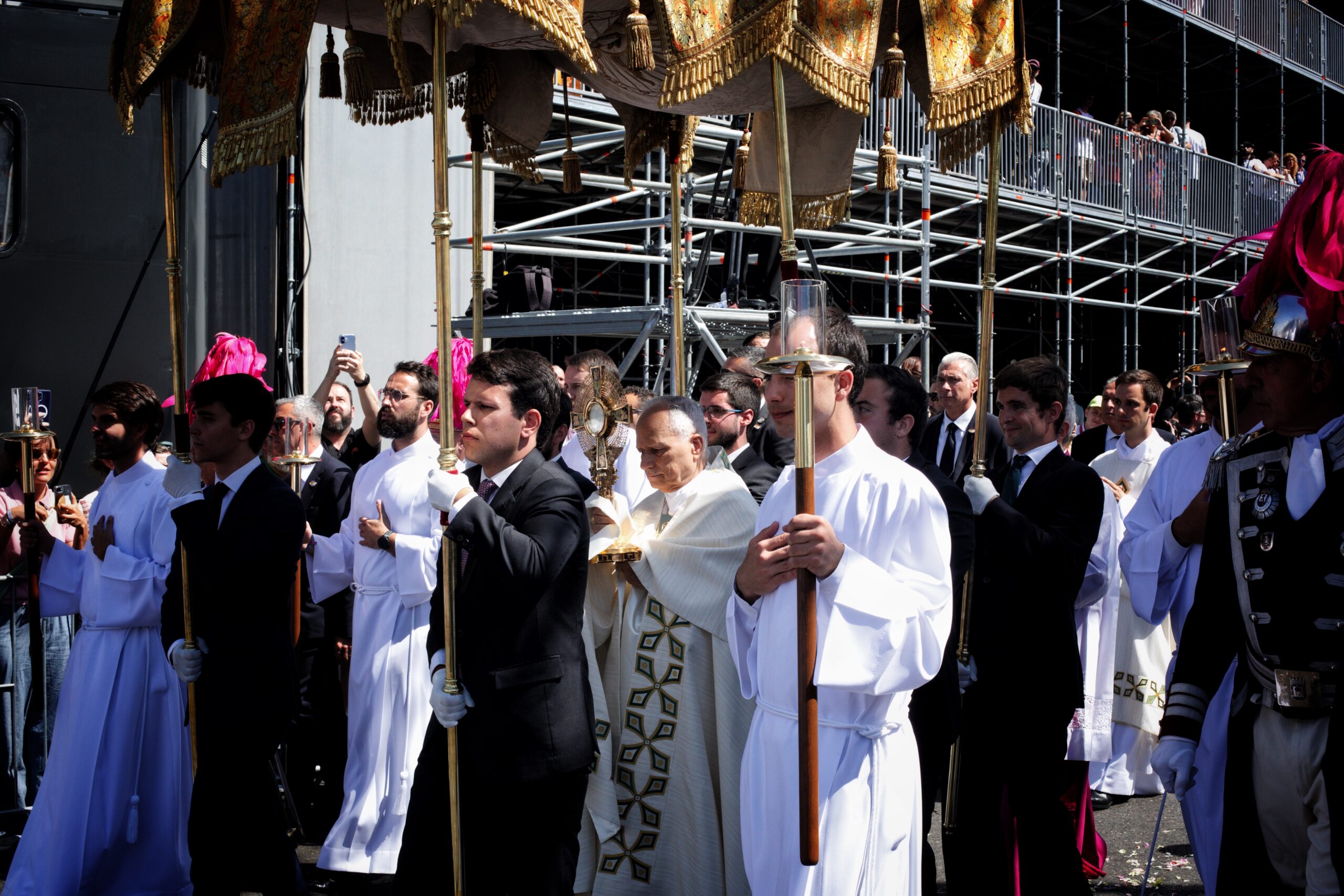 León XIV preside la celebración del Corpus ante 1,5 millones de personas