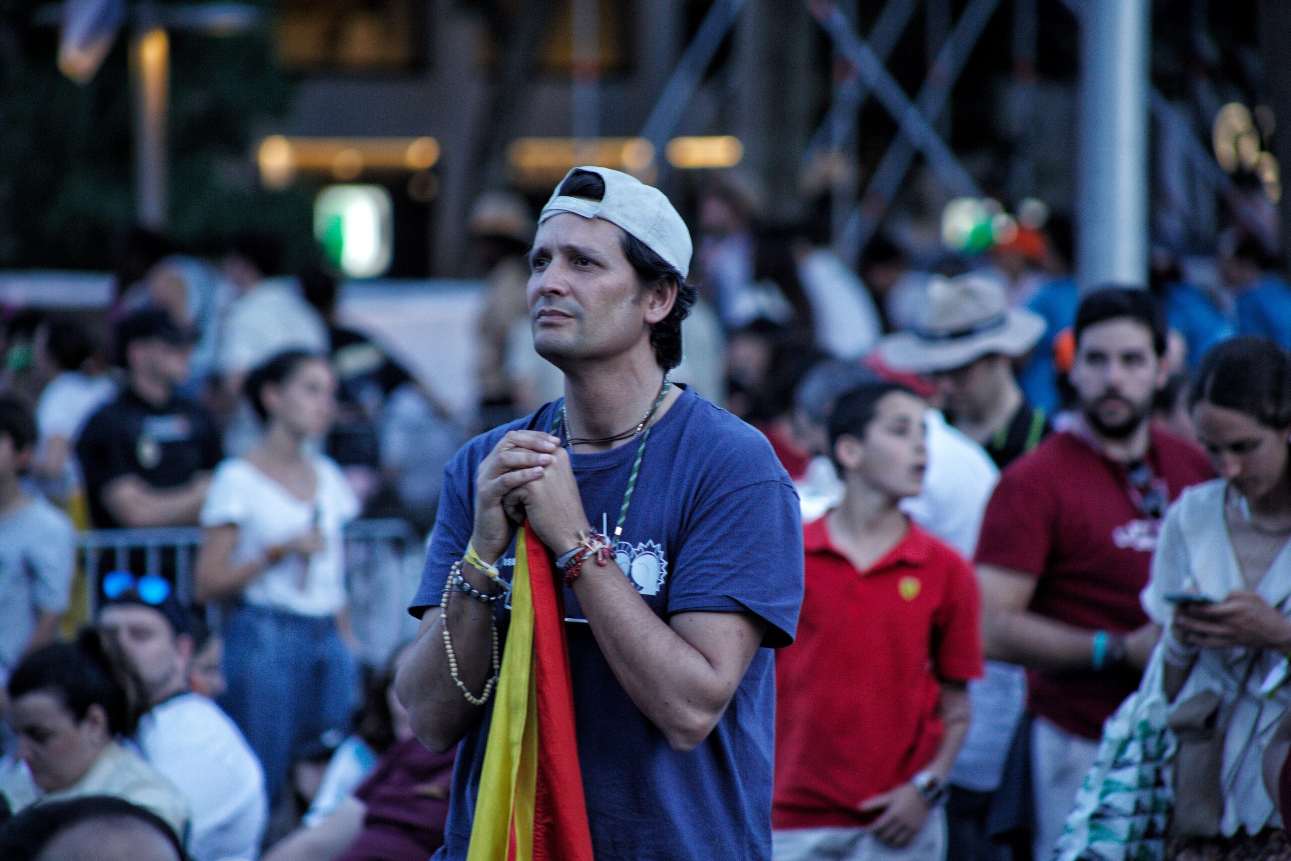 León XIV a los jóvenes: “¡Sed humanos!: hombres y mujeres de carne y hueso. No apariencias, sino rostros fiables”