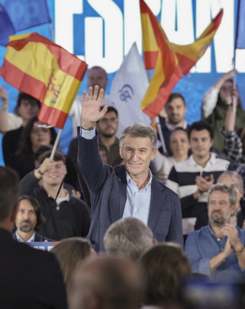 Feijóo se compromete a mejorar la exención del mínimo familiar para que las familias con hijos paguen menos impuestos